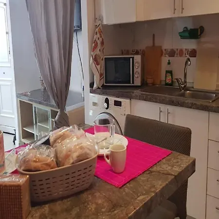 La Estrella De San Isidro Apartment *